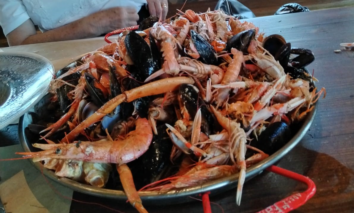 ROC DE SANT GAIETÀ Y GRAN MARISCADA